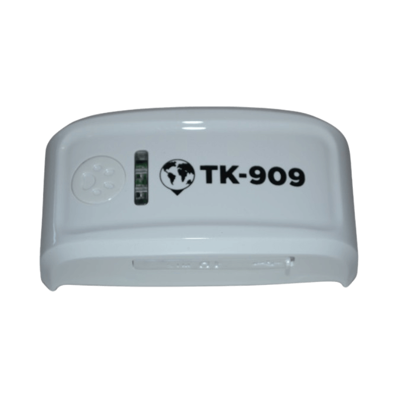 TK-909 GPS-spårare i vitt med text och logotyp, idealisk för exakt spårning av husdjur eller objekt.