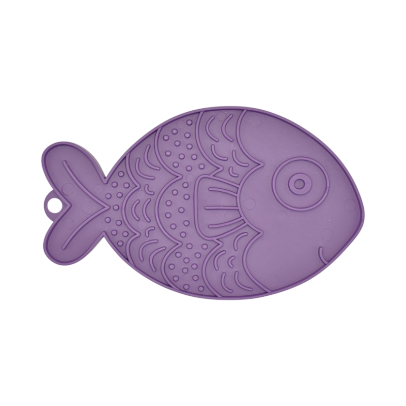 Lila slickmatta i form av fisk, tillverkad i silikon för hundar och katter.